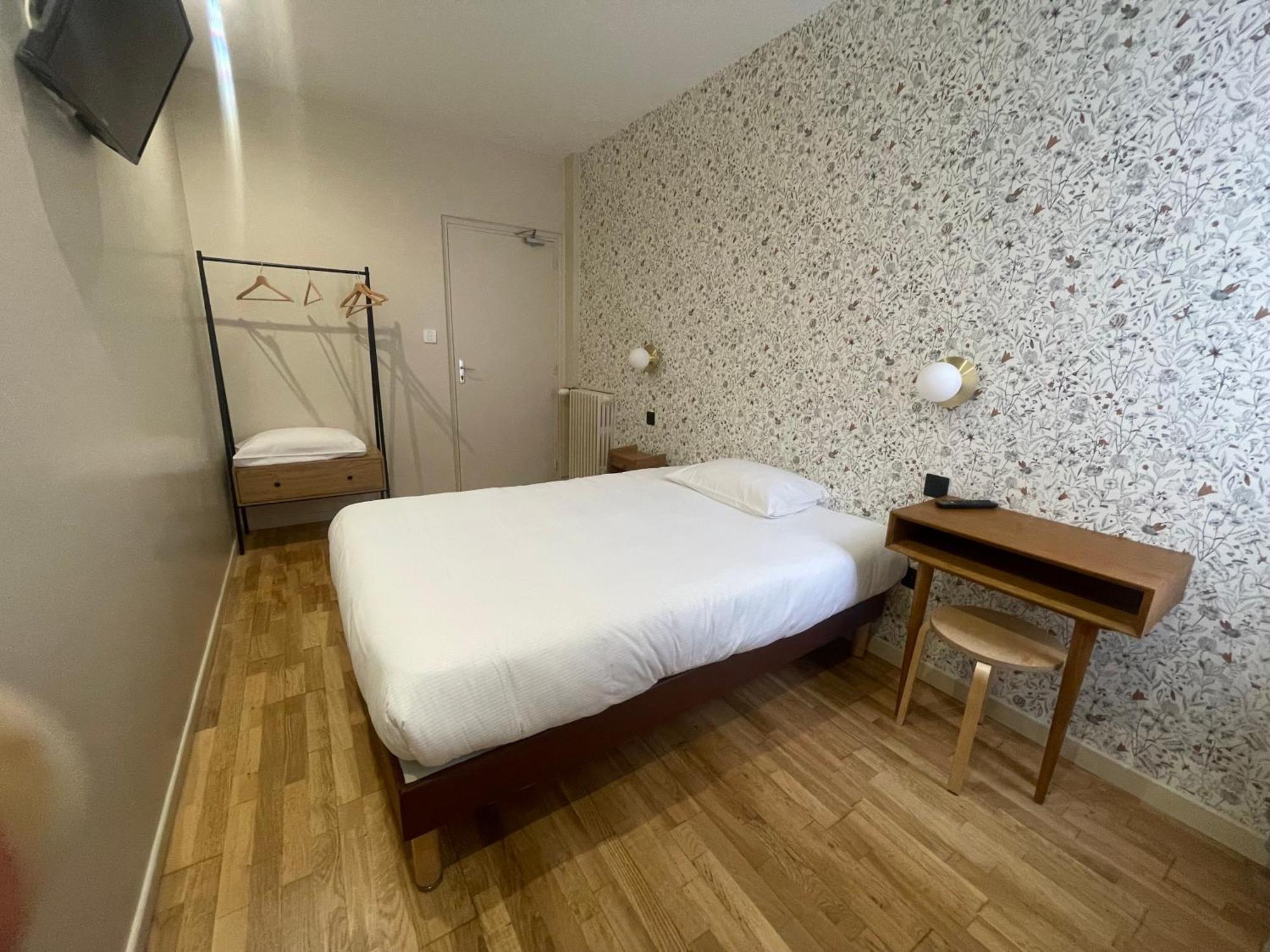 Le Florus Hotell Montrouge Exteriör bild