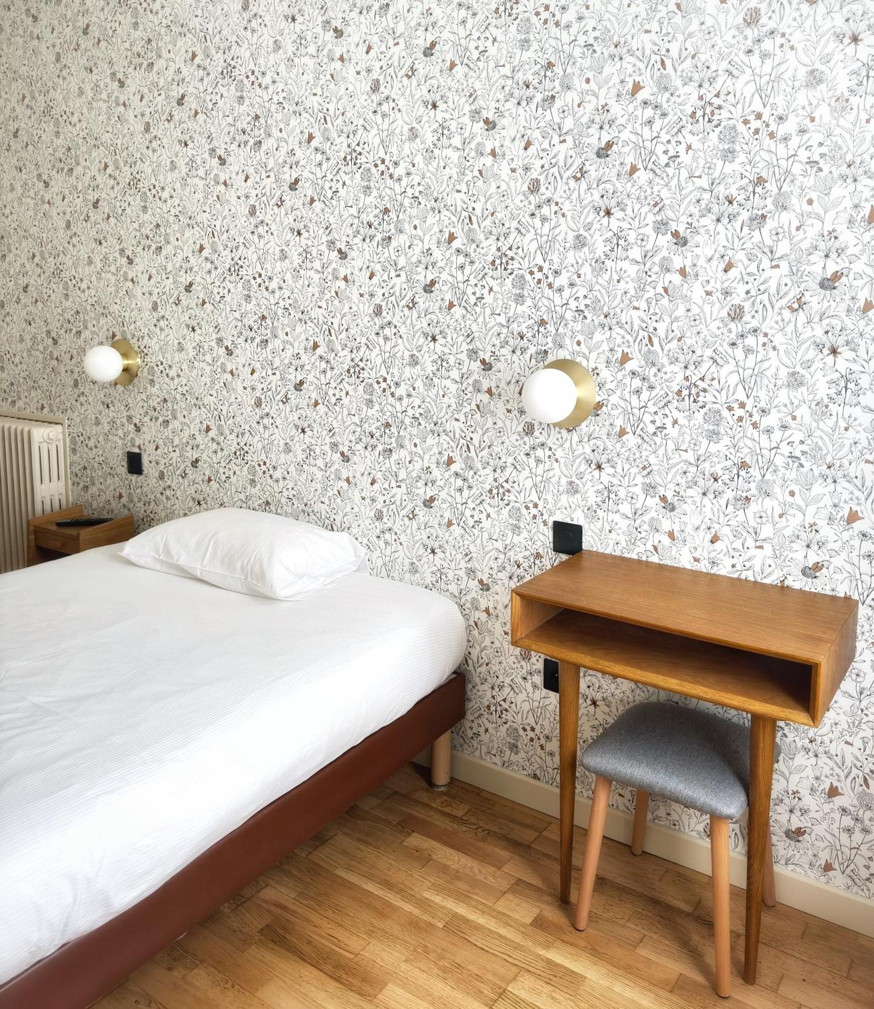 Le Florus Hotell Montrouge Exteriör bild