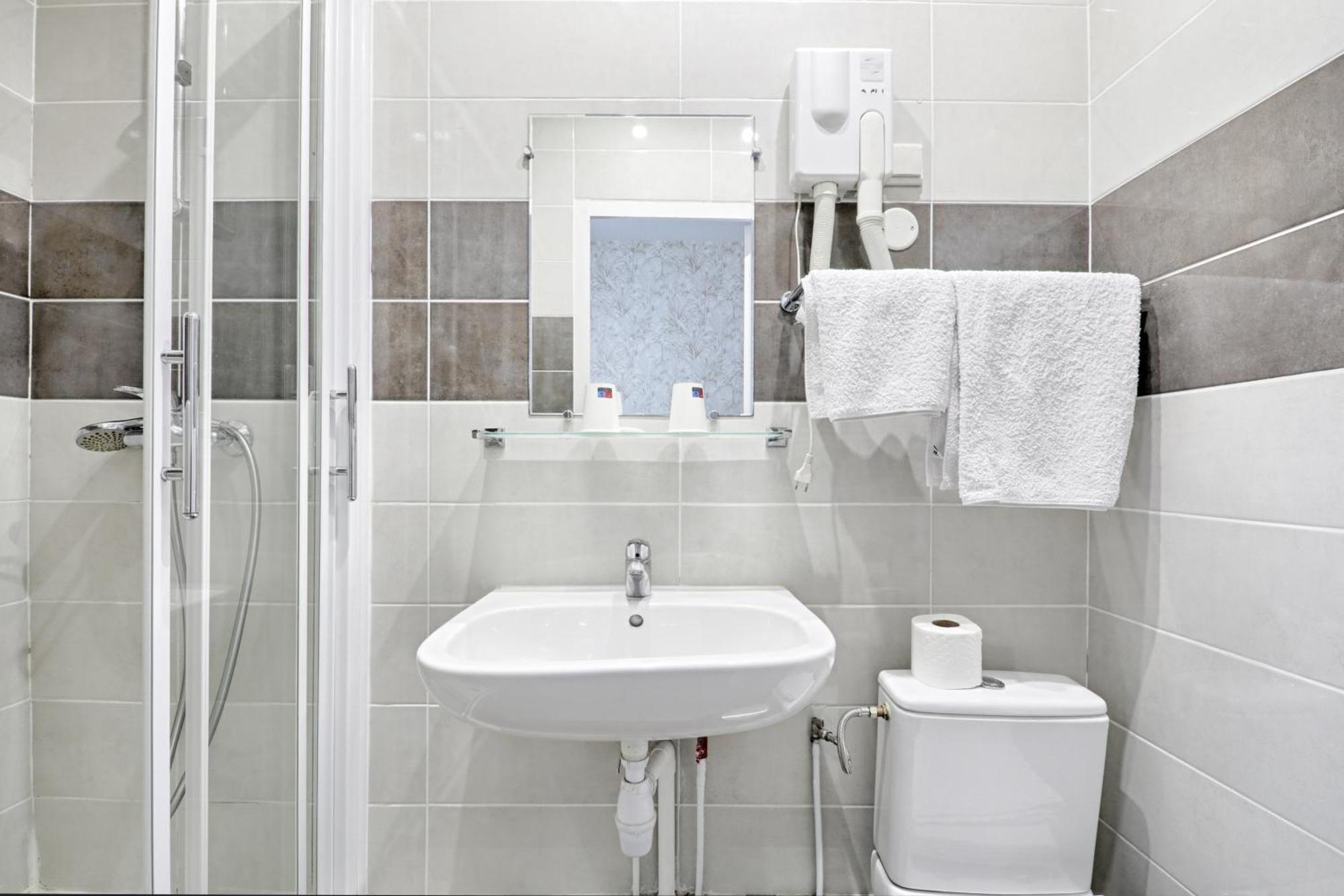 Le Florus Hotell Montrouge Exteriör bild