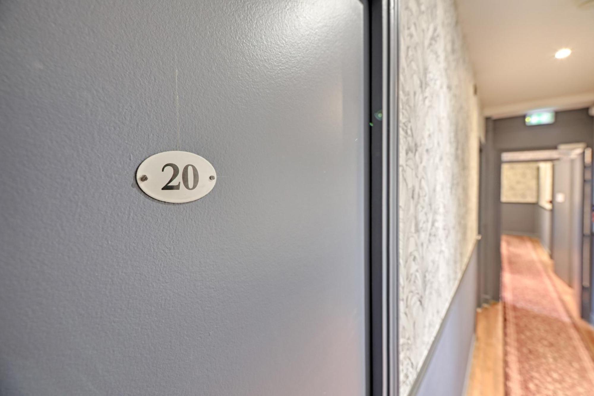 Le Florus Hotell Montrouge Exteriör bild